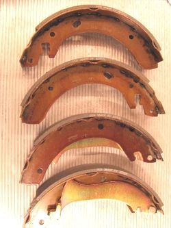 Rear Brake Shoes - Axle Set