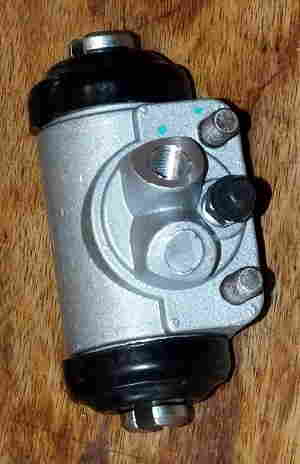 RH Rear Wheel Cylinder