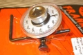 Angular torque gauge